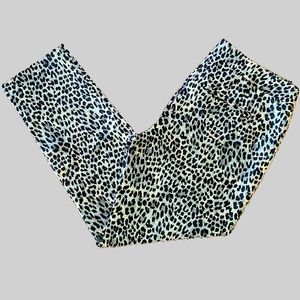 White House Black Market Slim Ankle Pant